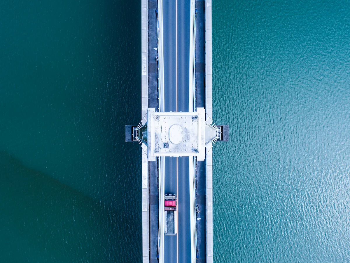 【キャリア別】物流業界の志望動機 例文4選