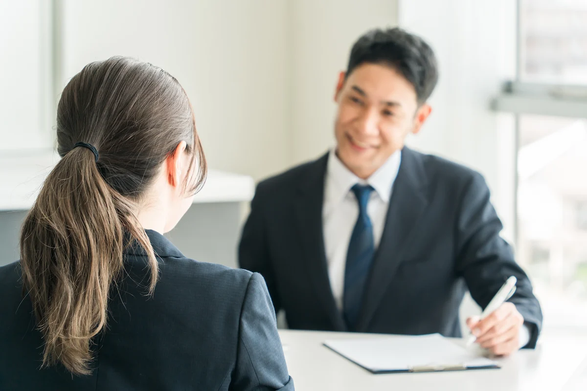 面接で「責任感」を証明する非言語コミュニケーション