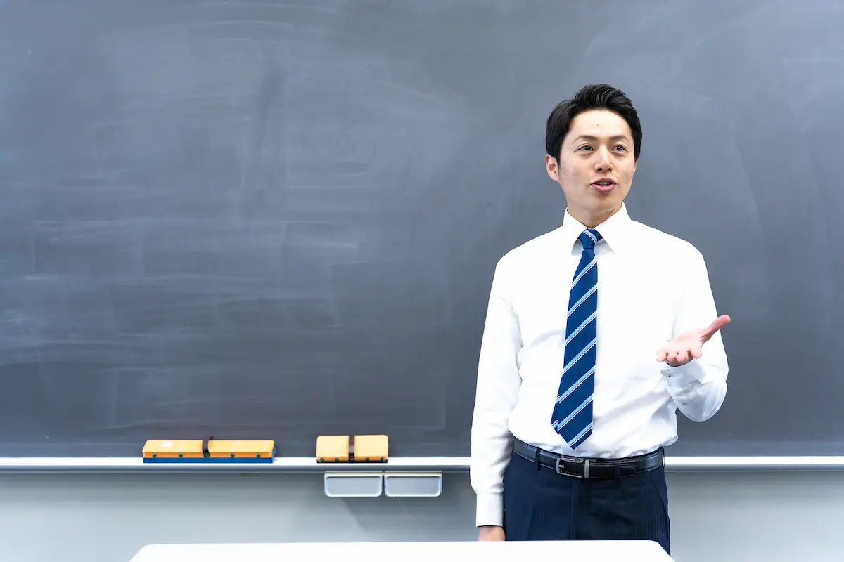 履歴書の書き方|教員が採用選考で厳しくチェックされる理由(教員不足の今だからこそ)